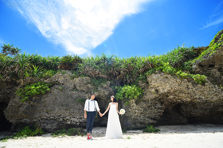 ドレス】１Day（1日独占）プラン  沖縄ウェディング.comは結婚写真や 